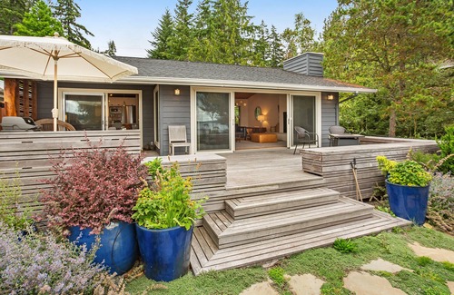 Poulsbo House | Dog-friendly bayfront home with beach access, firepit, sunset views & fast WiFi