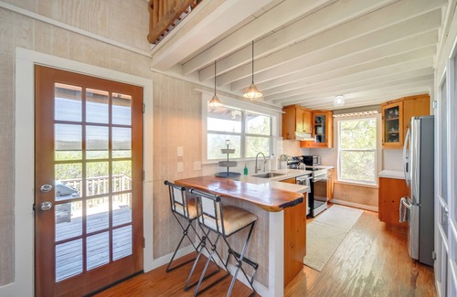 Blanco Apartment | Dog-Friendly Cabin w/Fire Pit in Johnson City!