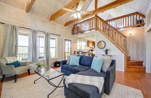Blanco Apartment | Dog-Friendly Cabin w/Fire Pit in Johnson City!