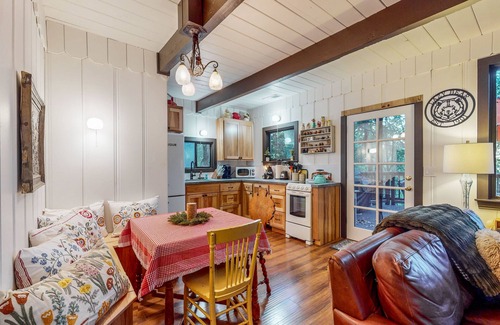 Hacienda House | Dog-friendly cabin under towering redwoods w/expansive deck, bbq & hot tub