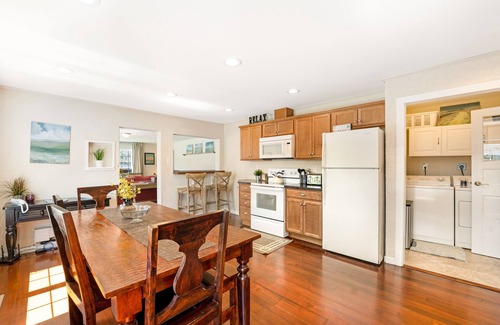 Wapato Point House | Dog-friendly cottage w/partial lake view and central AC - walk to the lake