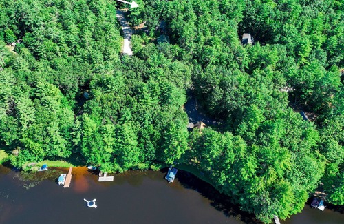 Lake Arrowhead House | Dog-friendly cottage with lake access, EV charging, firepit, & washer/dryer