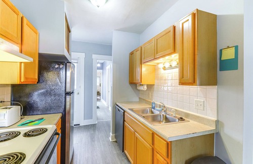 Dayton House | Dog-Friendly Dayton Home: 1 Mi to Downtown!