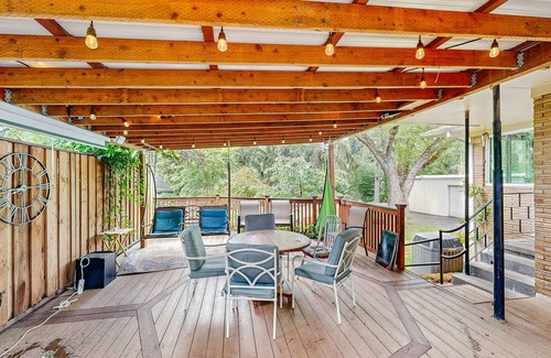 Metzger House | Dog-friendly home on 1/2 acre with creek access, game room & 2 fireplaces