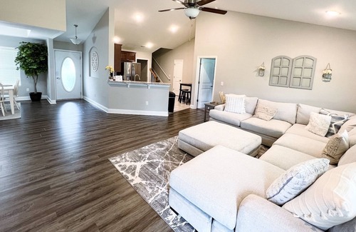 Socastee House | Dog-friendly home near beach, boat launch, & golf