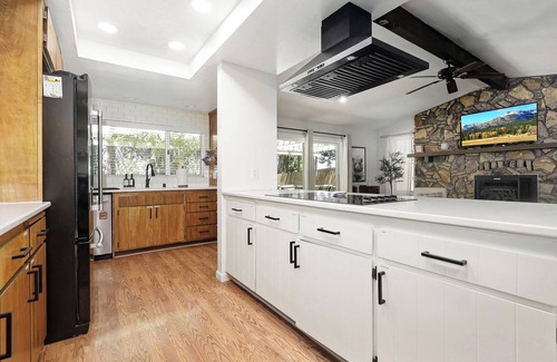 Pollock Pines House | Dog-Friendly Home w/Firepit, Fenced Yard & Office. 5 mins to Apple Hill!