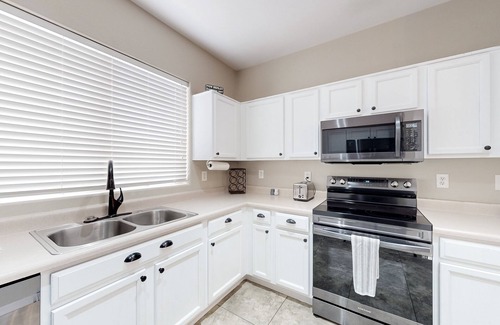 Gold Canyon House | Dog-friendly home with private heated pool, enclosed backyard, patio, grill, W/D