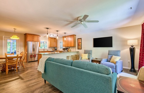 Bent Creek House | Dog-friendly home with large yard, lawn games, firepit, screened porch, & AC
