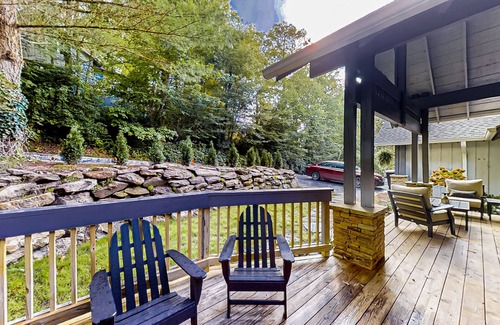 Highlands House | Dog-friendly home with private deck, outdoor fireplace, & immaculate interior