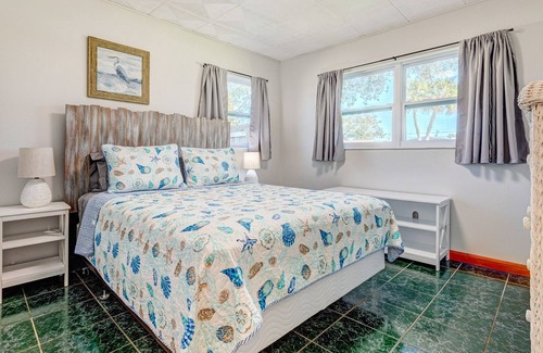 Rockledge House | Dog-friendly home with a pool, AC, grill, firepit, large yard & W/D
