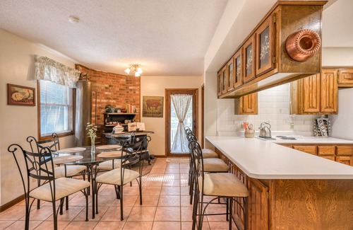 South Fork House | Dog-friendly mansion with antique decor, WiFi, and gas fireplace - near skiing