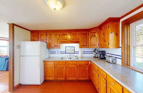 Brooklin House | Dog-friendly oceanfront stone house with beach access, stunning views & deck