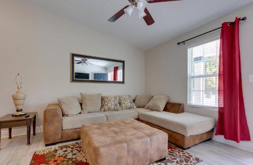 Pensacola Heights Apartment | Dog-Friendly Pensacola Duplex about 7 Mi to Downtown