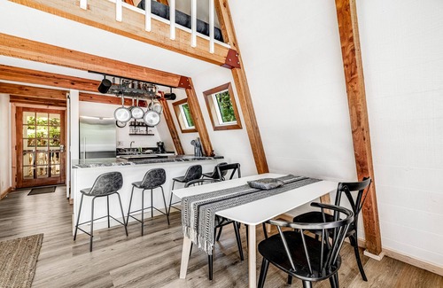 Anchor Bay Cabin | Dog-friendly private getaway close to Anchor Bay Beach, Gualala River and more