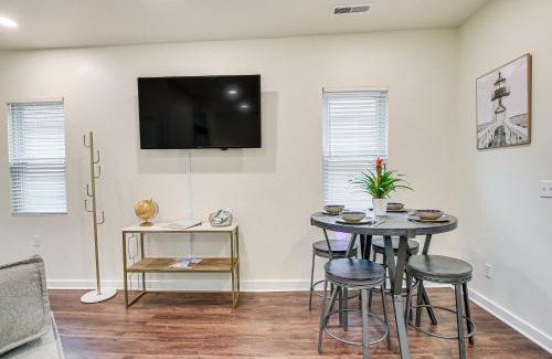 Sheboygan House | Dog-Friendly Sheboygan Home - 1 Mi to Town!