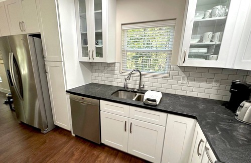 Hendersonville House | Dog Friendly Upscale Cottage with Treehouse Vibe Close to Town and Outdoor Fun