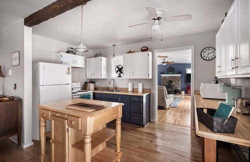 Great Cacapon Ski Chalet | Dog-Friendly w Hot Tub, Fire Pit & River Access
