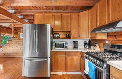 Baker Ski Chalet | Dog Friendly with Fire Pit and Yard by the River
