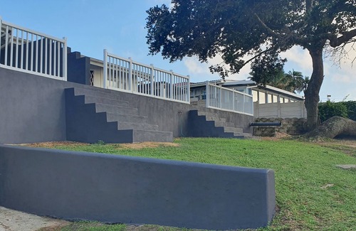 Sea Park House | DolFinView Beach House