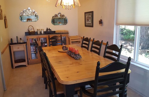 Lake Forest House | Dollar Point - Across Street from Lake - Great Family Retreat