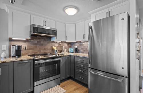 Pine Knoll Shores Condo | Dolphin View-Ocean Front, Multiple pools, Decks overlooking the ocean!