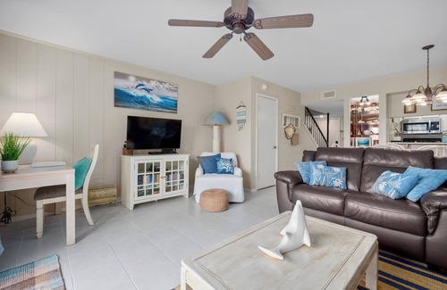 Harbor Oaks Condo | Dolphins Den - Boat Slip and Water View ~ Cove