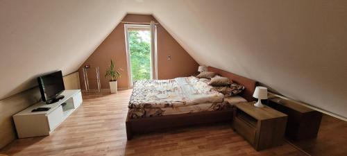 gmina Kramsk House | Dom Na Skarpie - Ucieczka Na Wieś - Samodzielne wejście na szyfr, 100m2