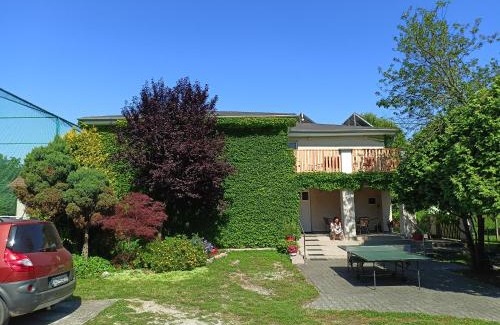 Podhajska House | Dom v Záhrade