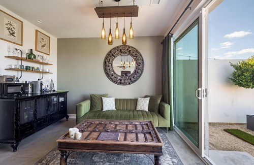 Temecula Bed & Breakfast | Domaine Chardonnay, one of Temecula Wine Country's premier residential properties, is an exclusive, privately operating, winery estate Bed & Breakfast with 3 beautifully appointed, independent guest suites for overnight accommodations, each featuring