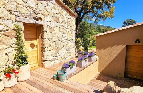 San-Gavino-di-Carbini House | Domaine de Gialla Bergerie Quercia, 4 pers, piscine chauffée, 10 mn plage