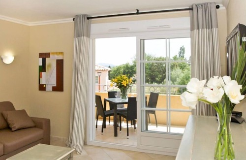 Callian Apartment | Domaine de Camiole by Interhome