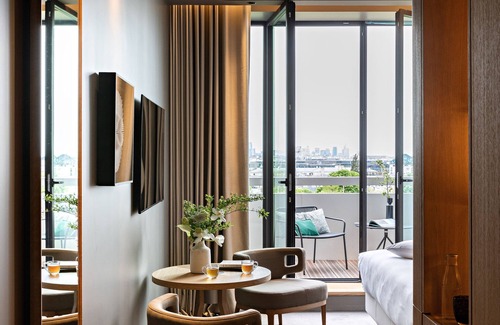 Issy-les-Moulineaux Hotel | Domaine de la Reine Margot Paris-Issy - MGallery Collection
