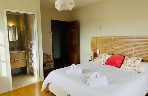 Garrigues House | Domaine de Vizols-Gite 4 etoiles Piscine 15p
