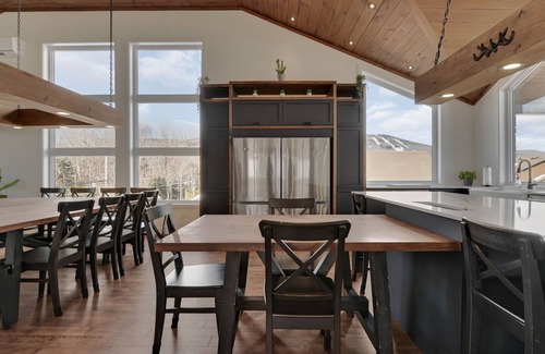 Beaupre House | Domaine Des Mésanges