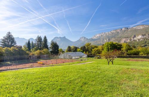 Rovagny Apartment | Domaine du Prieuré