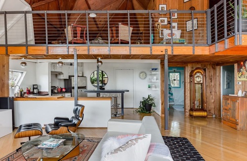 Stonehedge Estates House | ★ Dome House with Skyline View ★ Total Privacy Yet Only 10 Min to Downtown ★