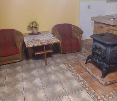gmina Piotrkow Kujawski House | Domek pod Sosnami nad jeziorem Głuszyńskim