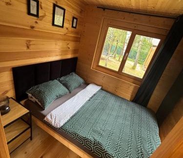 Lgin House | DOMEK W BRZOZACH nad jeziorem z balią na wyłączność