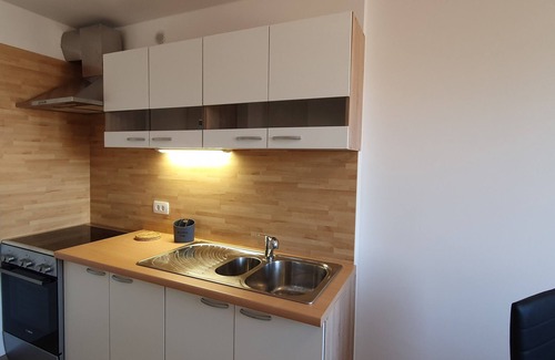 Bezigrad District Apartment | Domen Tour As/Cityview 1BR Apartment with private balcony, near University