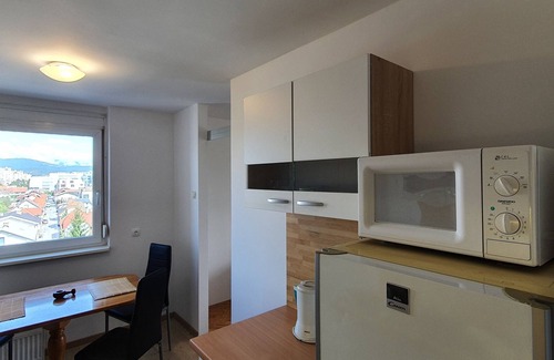 Bezigrad District Apartment | Domen Tour As/Cityview 1BR Apartment with private balcony, near University
