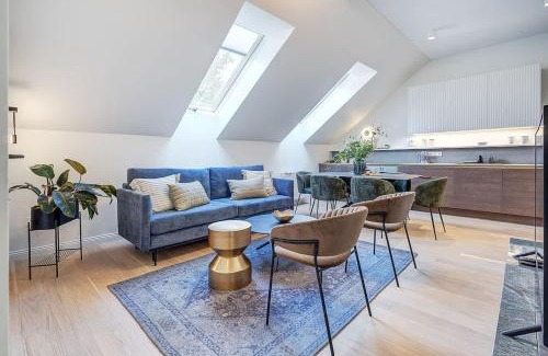 Old Town Apartment | Domillion oldtown new 5bdr 3bath apt P492a