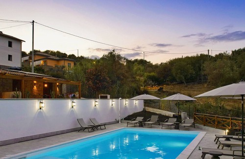 Marina di Casal Velino Apartment | Dominella - Apartment with Pool in Cilento