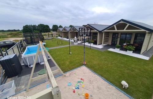 Dziwnowek Apartment | Domki DIAMENT, Comfortable Cottages near the Sea & Lake in Dziwnówek