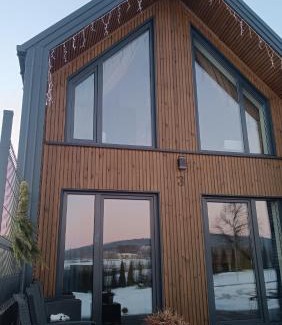 Krajno Pierwsze House | Domki Pod Łysicą- domki z basenem