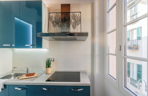 Como City Centre Apartment | Domus in Como - Six Bedroom Apartment, Sleeps 15
