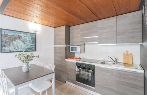 Como City Centre Apartment | Domus in Como - Six Bedroom Apartment, Sleeps 15