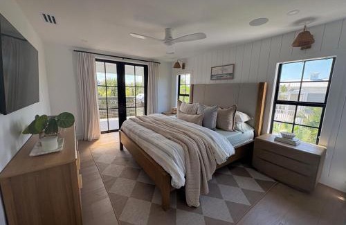 Palm Island House | Don Pedro Island Canal dock and 5 Min to Beach
