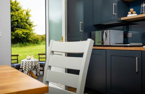 Lecemy House | Donegal Manor