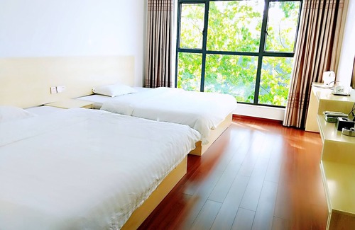 Beihu District House | DONG JIANG HU XIANG CUN DA WAN CAI Hotel