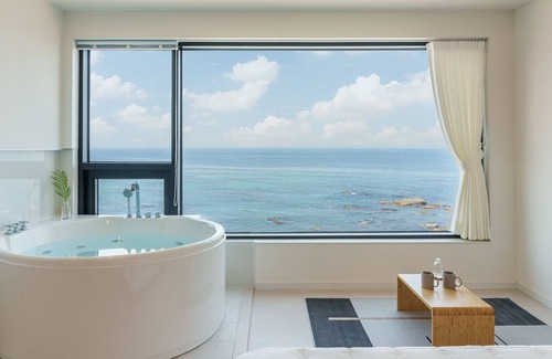 Donghae House | Donghae Neulbadarang Ocean View Pension
